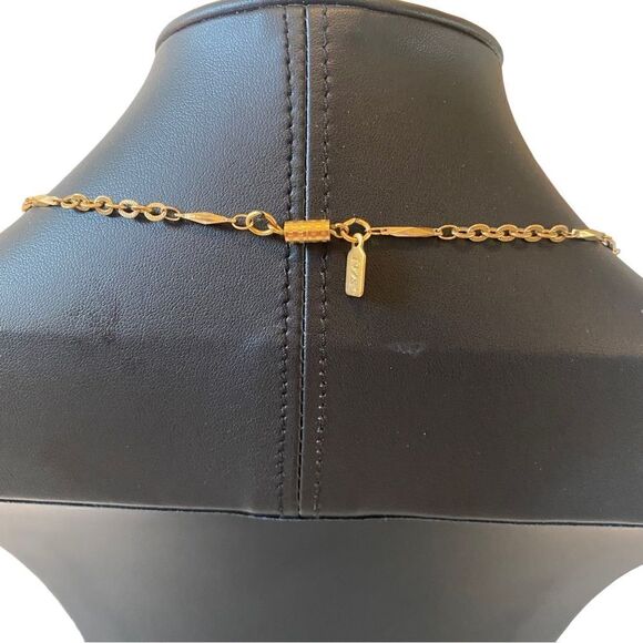 1928 Brand Vintage Gold Toned & & Clear Faceted Bead Purse Pendant Necklace. - Picture 5 of 8